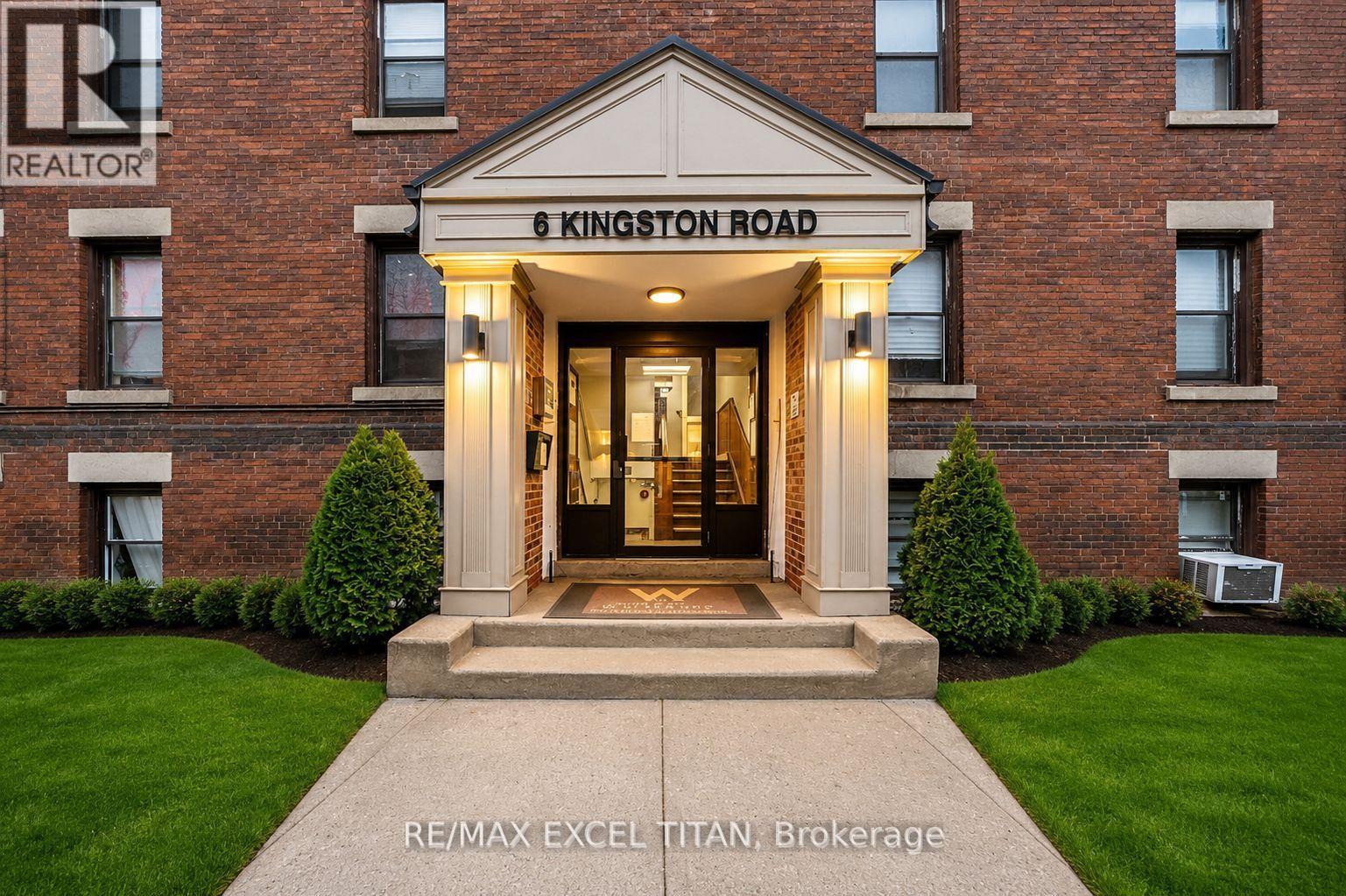 22 - 6 KINGSTON ROAD, Toronto (Woodbine Corridor)