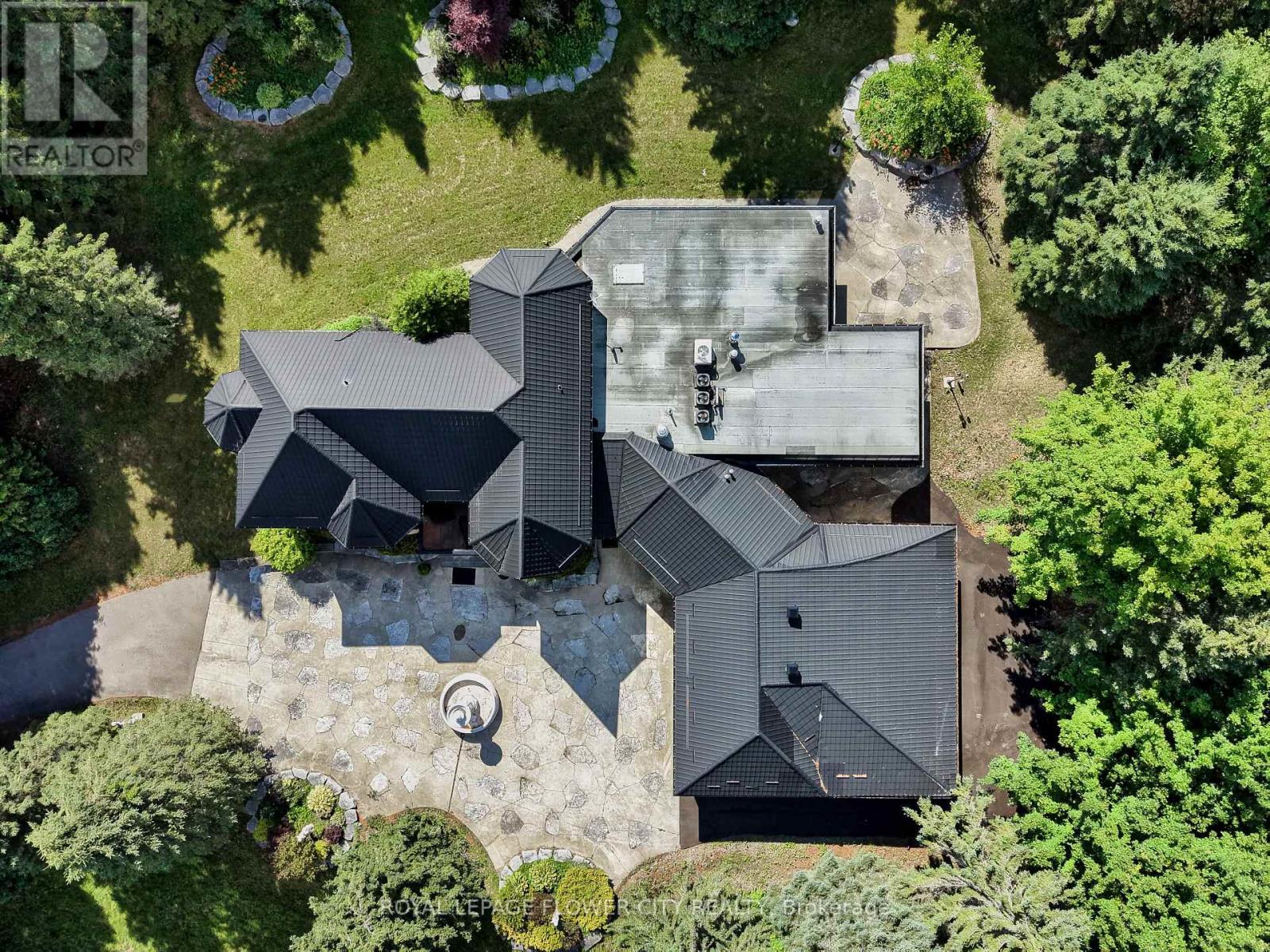 1 Flaherty Lane, Caledon, Ontario  L7K 2P2 - Photo 3 - W13569080