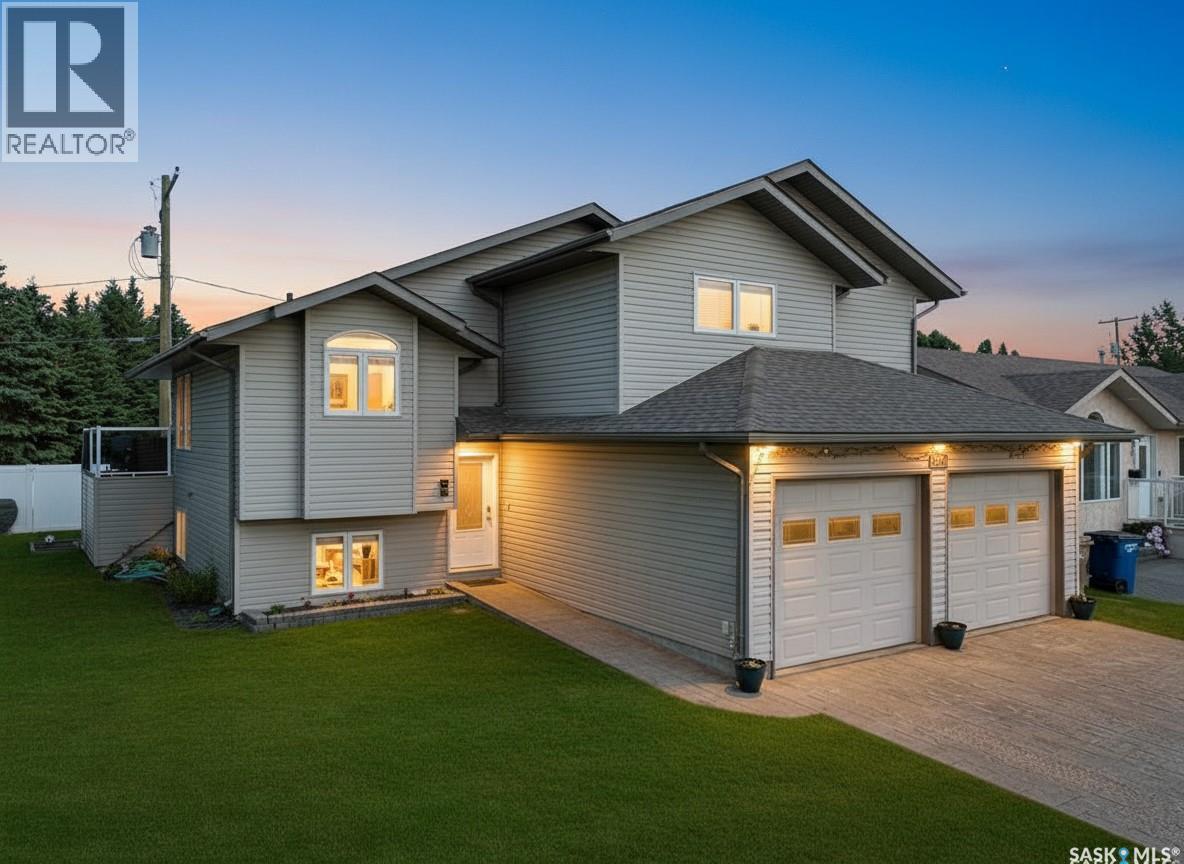 731 Adamson CRESCENT, Shellbrook, Saskatchewan