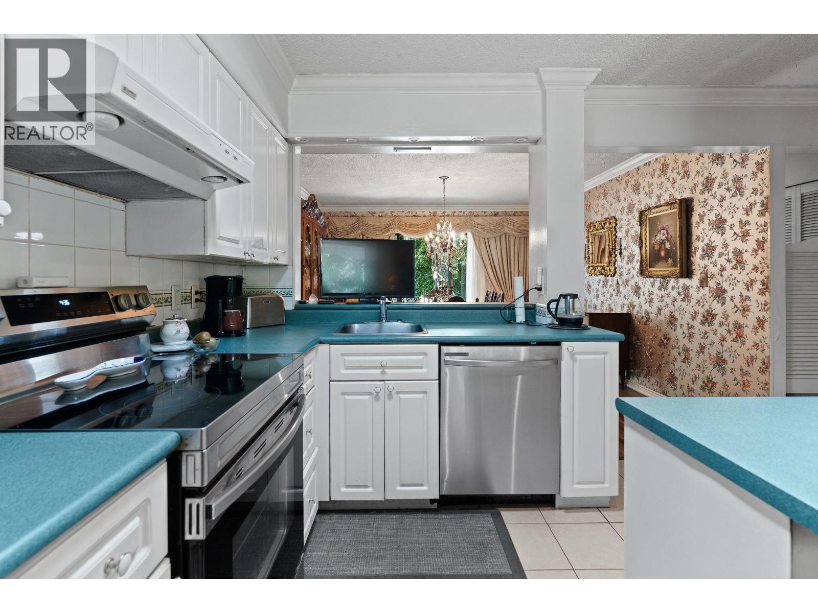 1454 Sowden Street, North Vancouver, British Columbia  V7P 1M1 - Photo 13 - R3146775