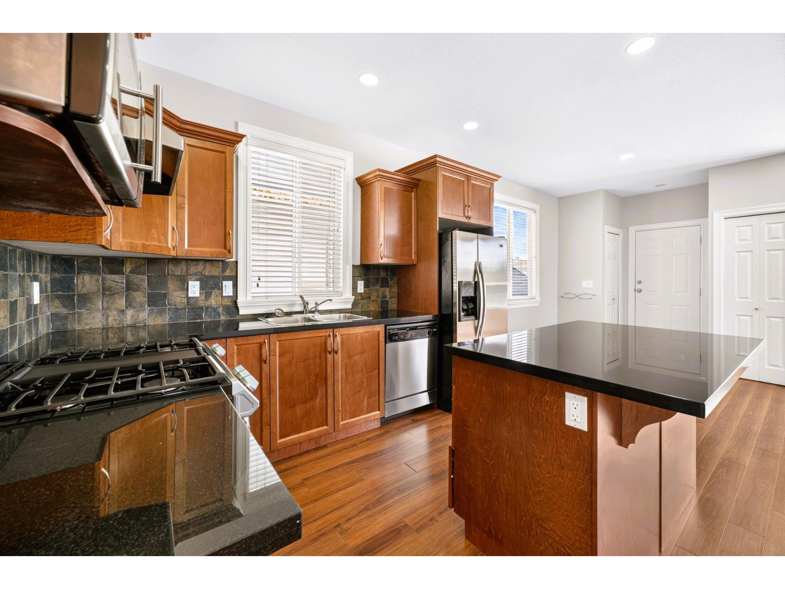 19442 67a Avenue, Surrey, British Columbia  V4N 5T4 - Photo 7 - R3146392