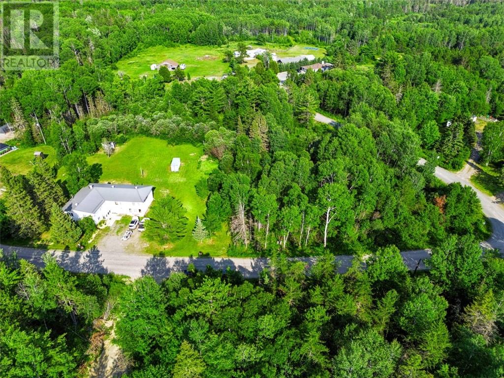 318 Chain Lake Road, Wahnapitae, Ontario