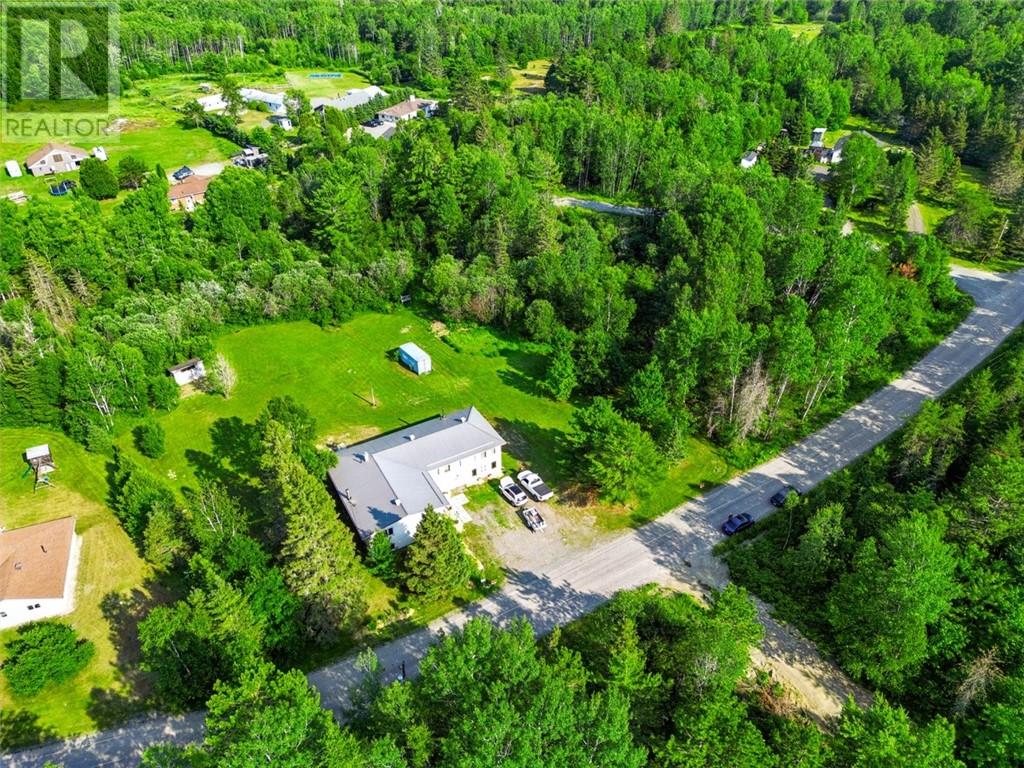 318 Chain Lake Road, Wahnapitae, Ontario  P0M 3C0 - Photo 2 - 2129209