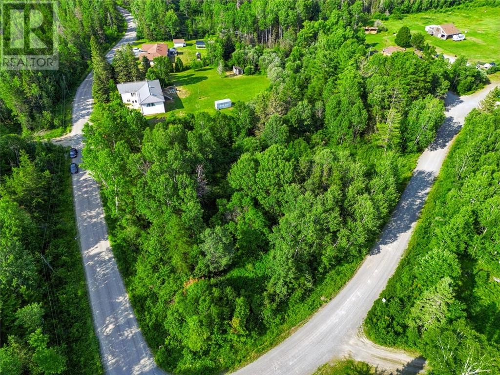 318 Chain Lake Road, Wahnapitae, Ontario  P0M 3C0 - Photo 7 - 2129209