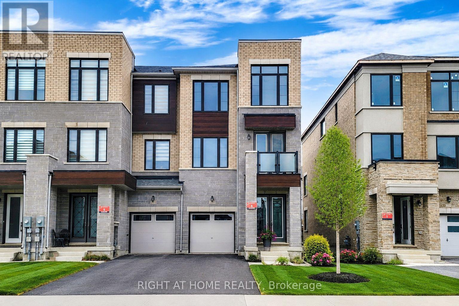 235 VERMONT AVENUE, Newmarket (Summerhill Estates)