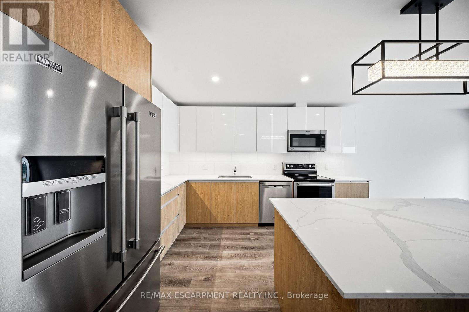 31 Horizon Lane, Huntsville, Ontario P1H 1V5 - Photo 13 - X13569250