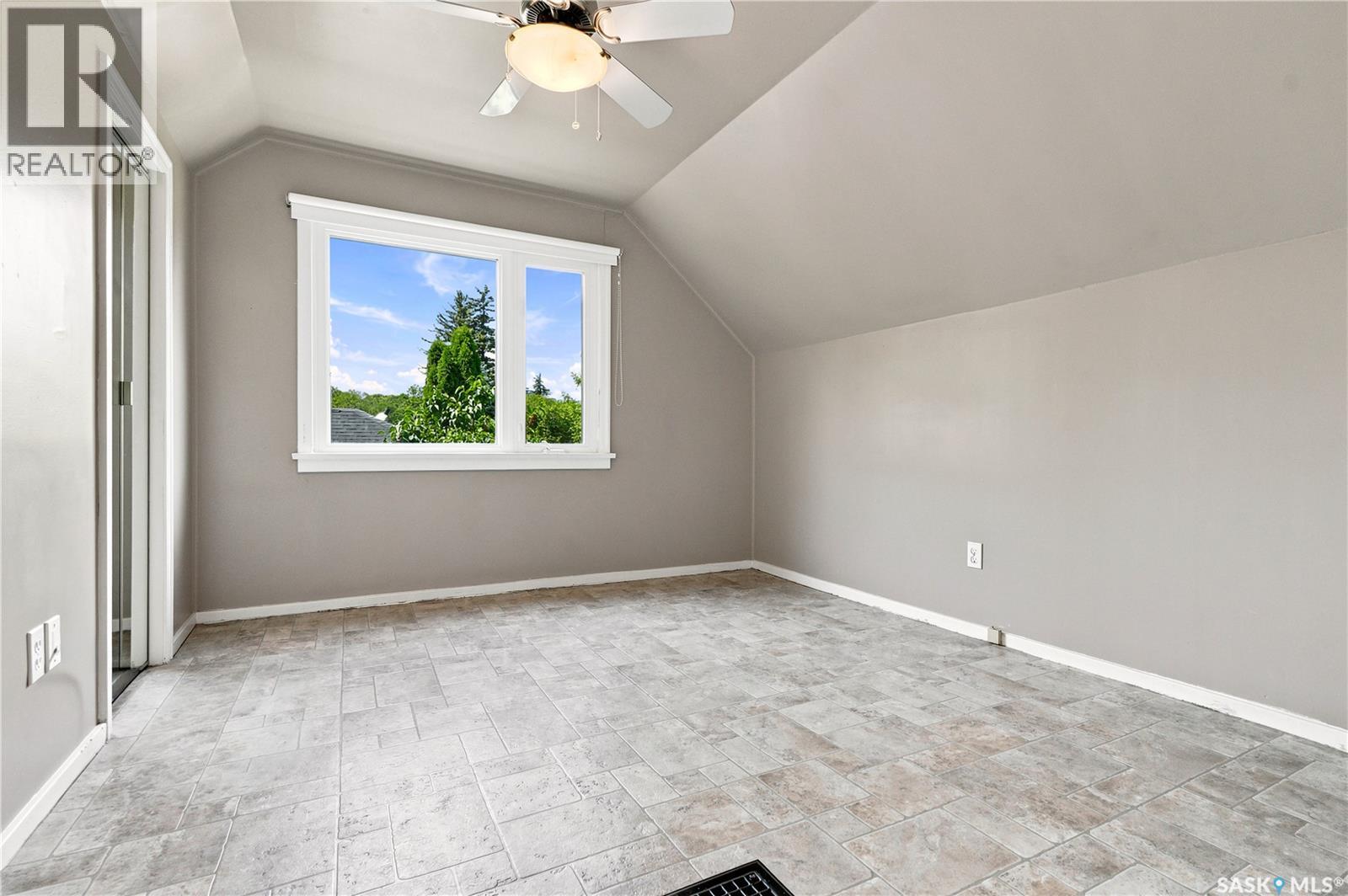 818 5th Street E, Saskatoon, Saskatchewan  S7H 1G9 - Photo 19 - SK042714