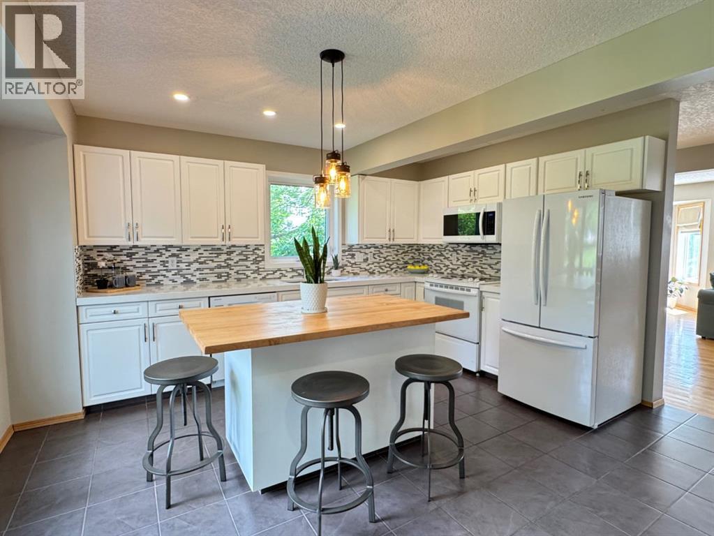131 Patina Rise SW, Calgary, Alberta T3H 3R5 - Photo 10 - A2325975