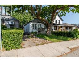 29 WEXFORD Avenue N, Hamilton, Ontario