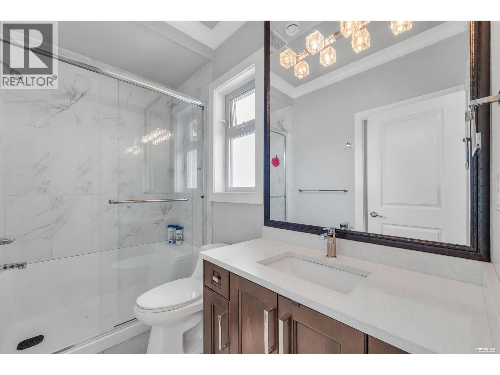 6428 SWIFT AVENUE — photo 35