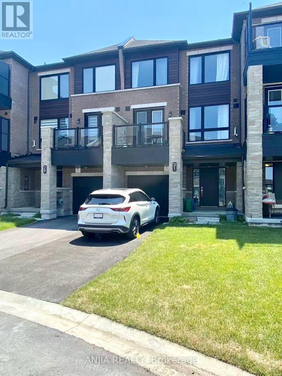 31 RED MAPLE LANE, Barrie, Ontario