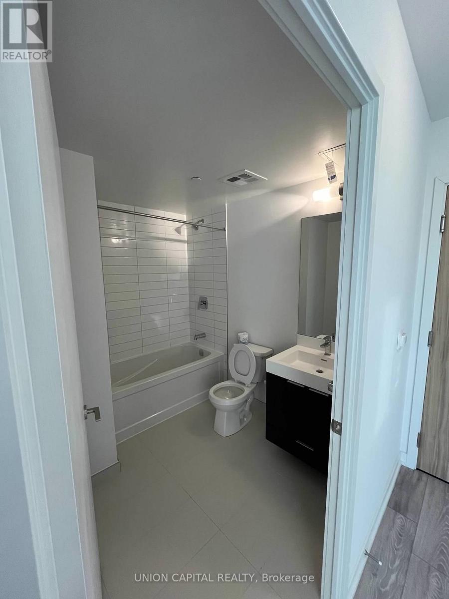 320 - 3100 Keele Street, Toronto, Ontario  M3M 0E1 - Photo 7 - W13569282
