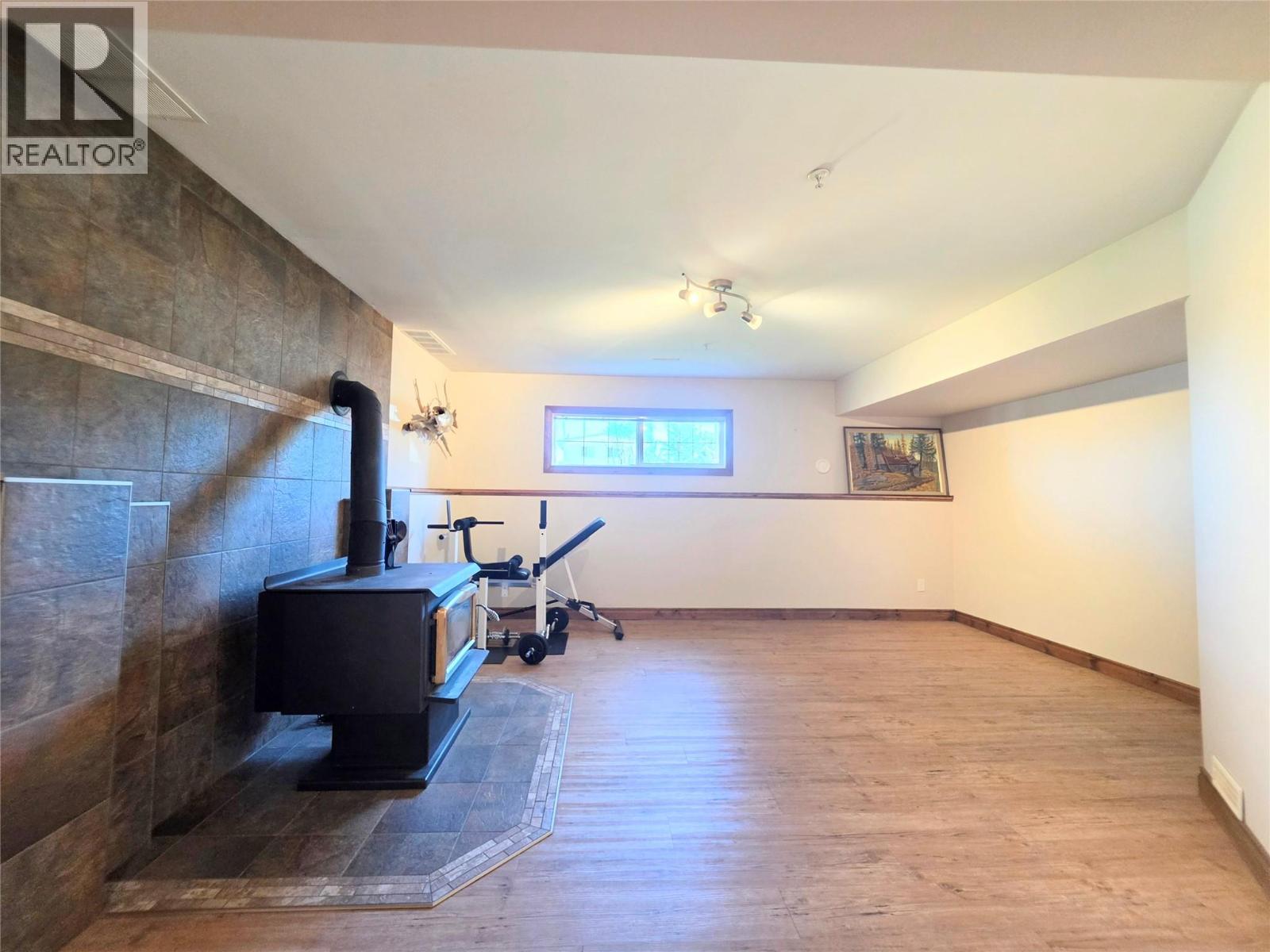 201 Birch Drive — photo 16
