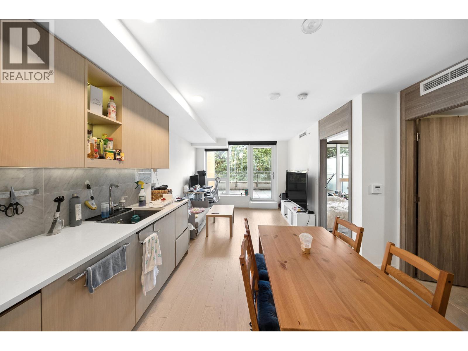 Listing image 6