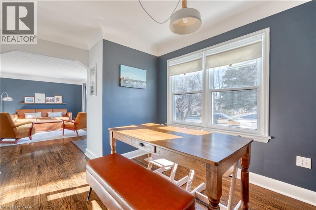 298 East 36th Street, Hamilton, Ontario  L8V 3Z8 - Photo 9 - 40848326