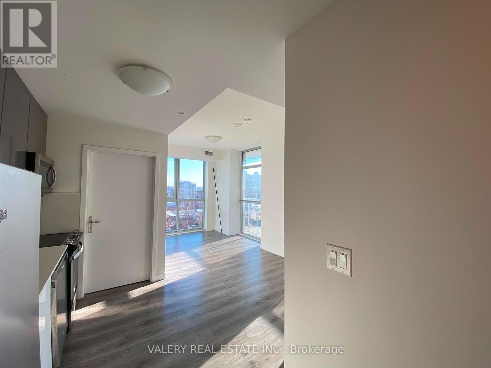 809 - 60 Frederick Street, Kitchener, Ontario  N2H 0C7 - Photo 35 - X13496454