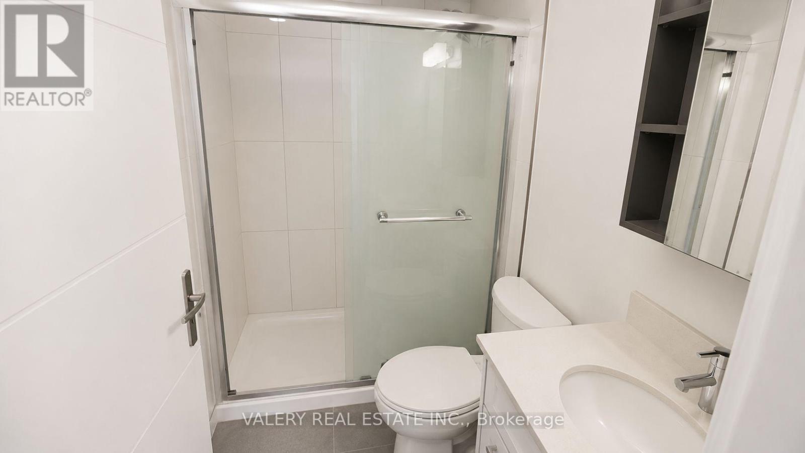 809 - 60 Frederick Street, Kitchener, Ontario  N2H 0C7 - Photo 12 - X13496454