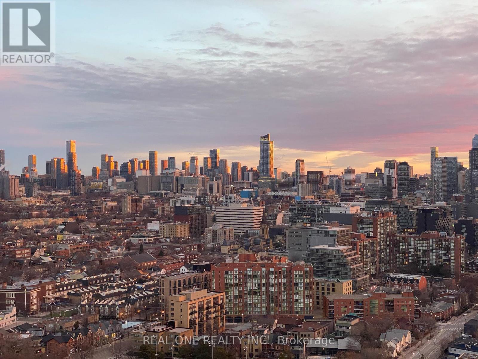 PH20 - 19 WESTERN BATTERY ROAD, Toronto (Niagara)