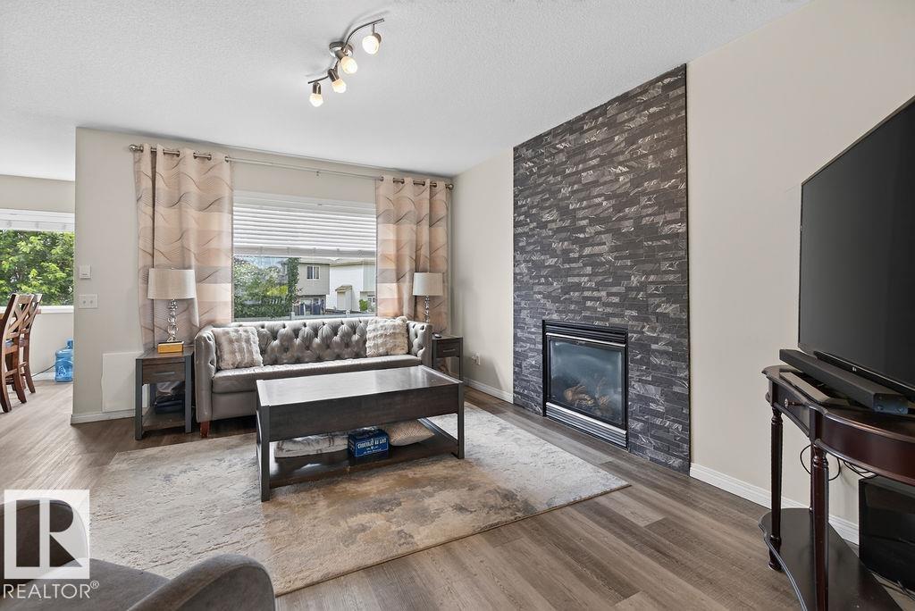 20431 57 Av NW, Edmonton, Alberta  T6M 0A9 - Photo 7 - E4499005