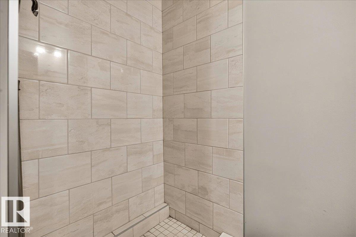 5325 46 ST