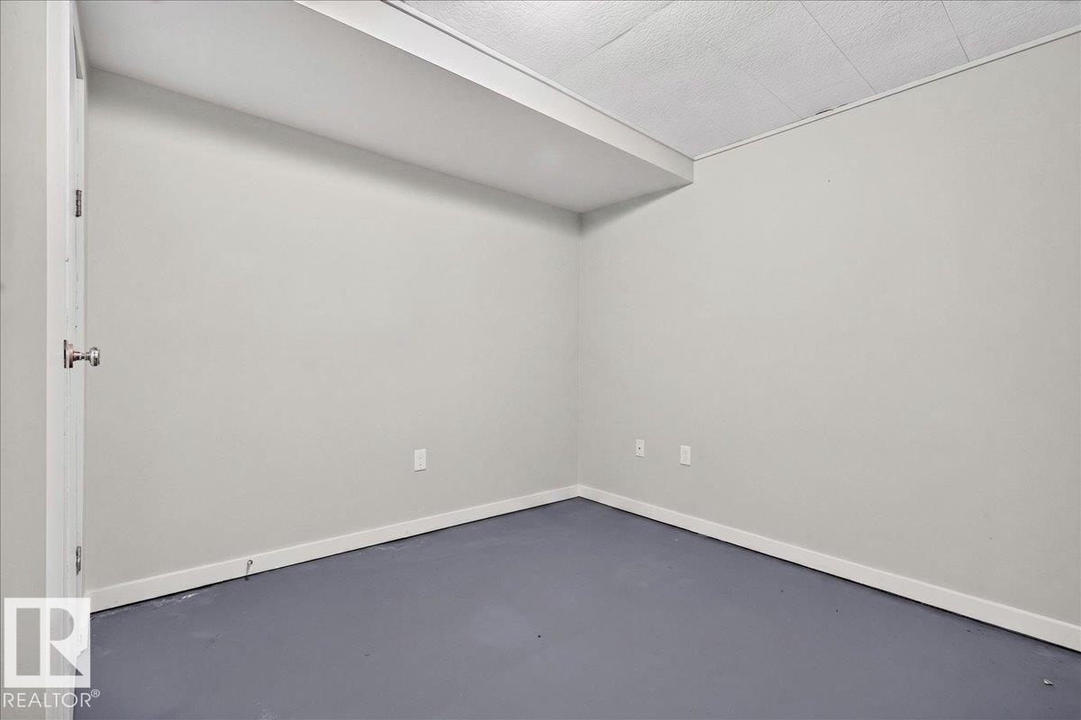 5325 46 ST