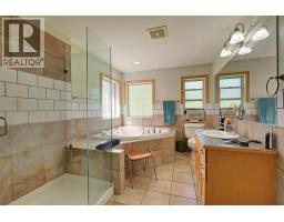 215 Arab Road, Kelowna, British Columbia  V1V 2G8 - Photo 30 - 10382249