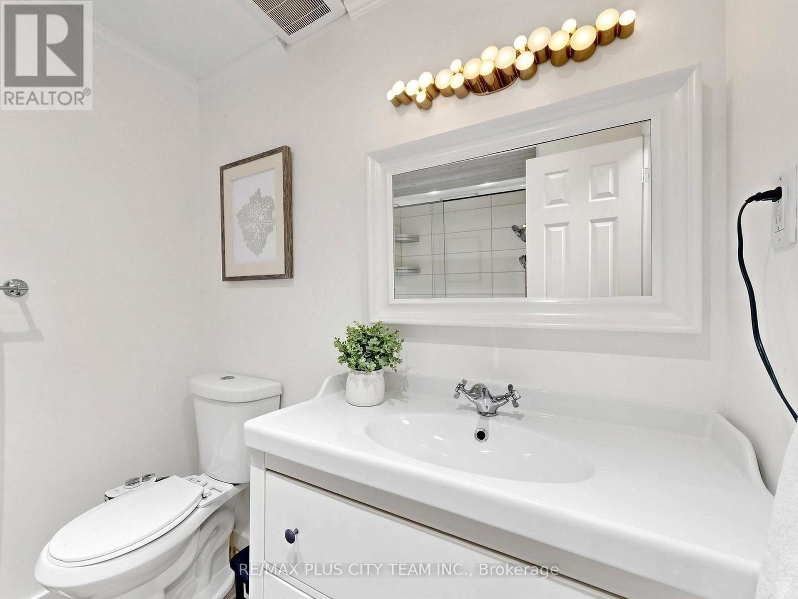 60 Tangle Briar Way, Toronto, Ontario  M2J 2M4 - Photo 28 - C13537692
