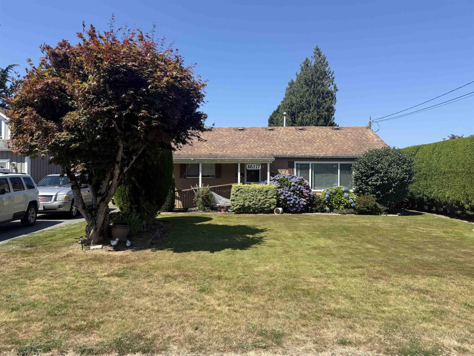 46117 LEWIS AVENUE|Chilliwack Proper East