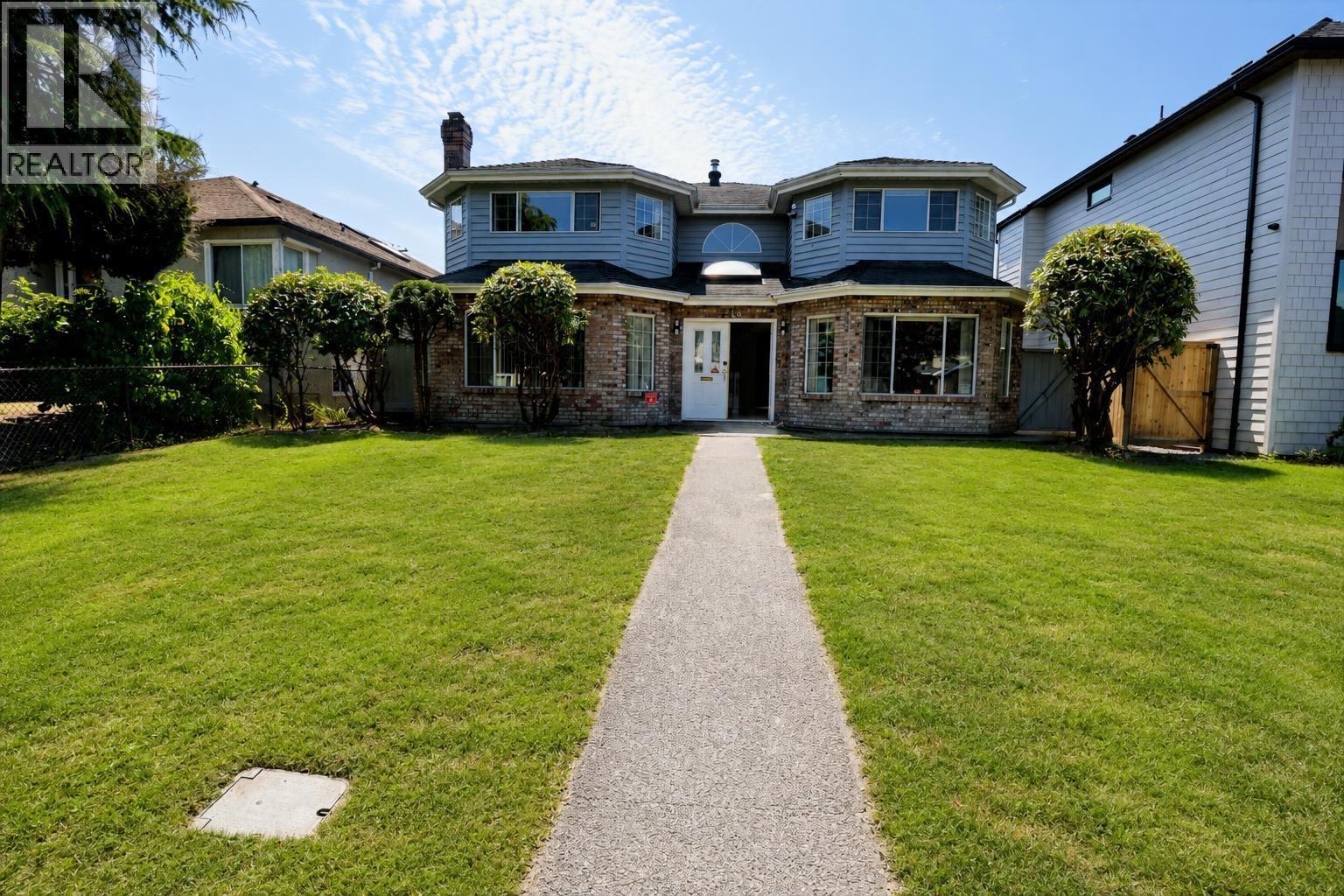 2718 Oliver Crescent, Vancouver, British Columbia  V6L 1S9 - Photo 2 - R3146855