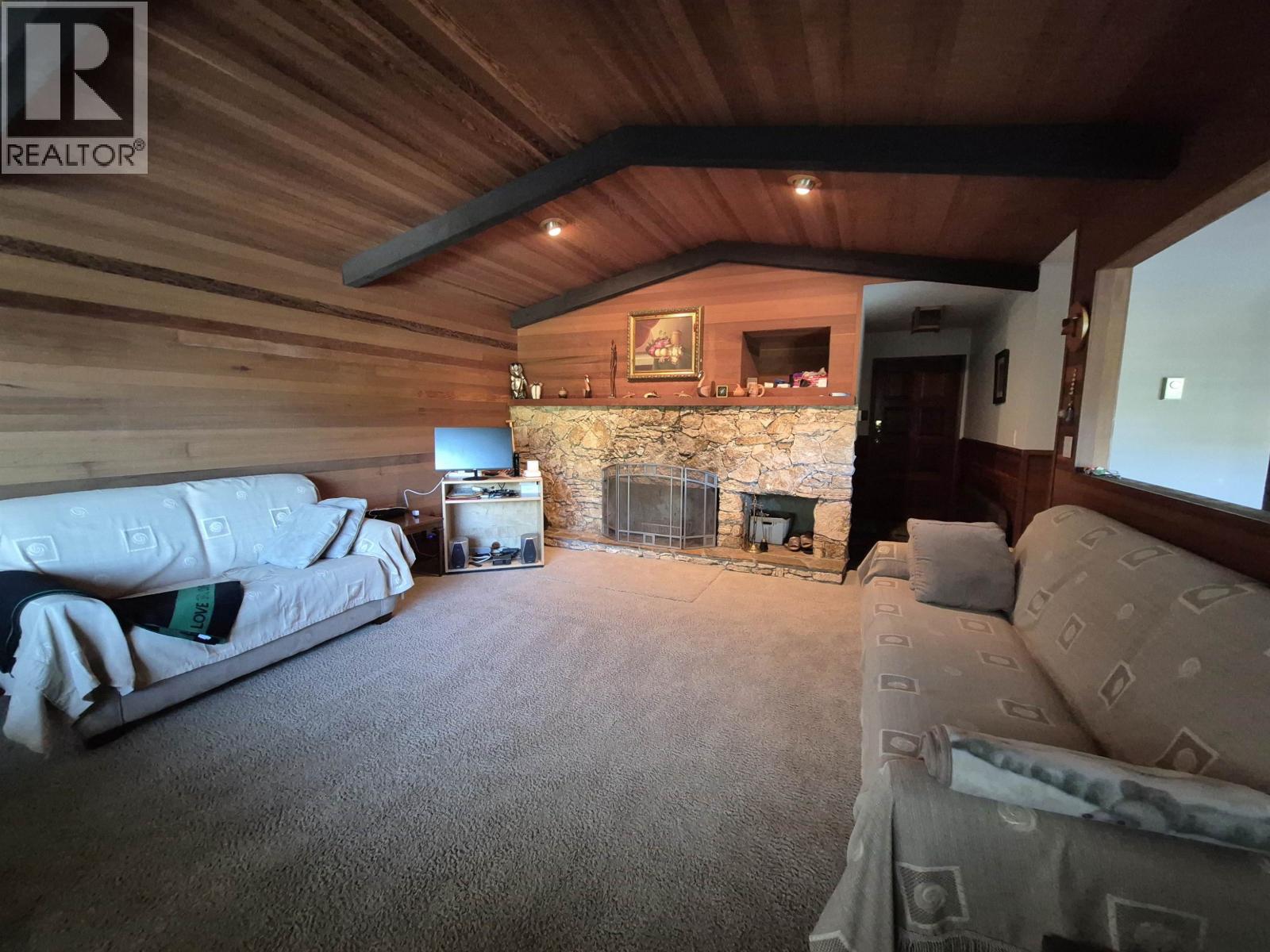 13175 Porters Road, Pender Harbour, British Columbia  V0N 2H1 - Photo 6 - R3146570
