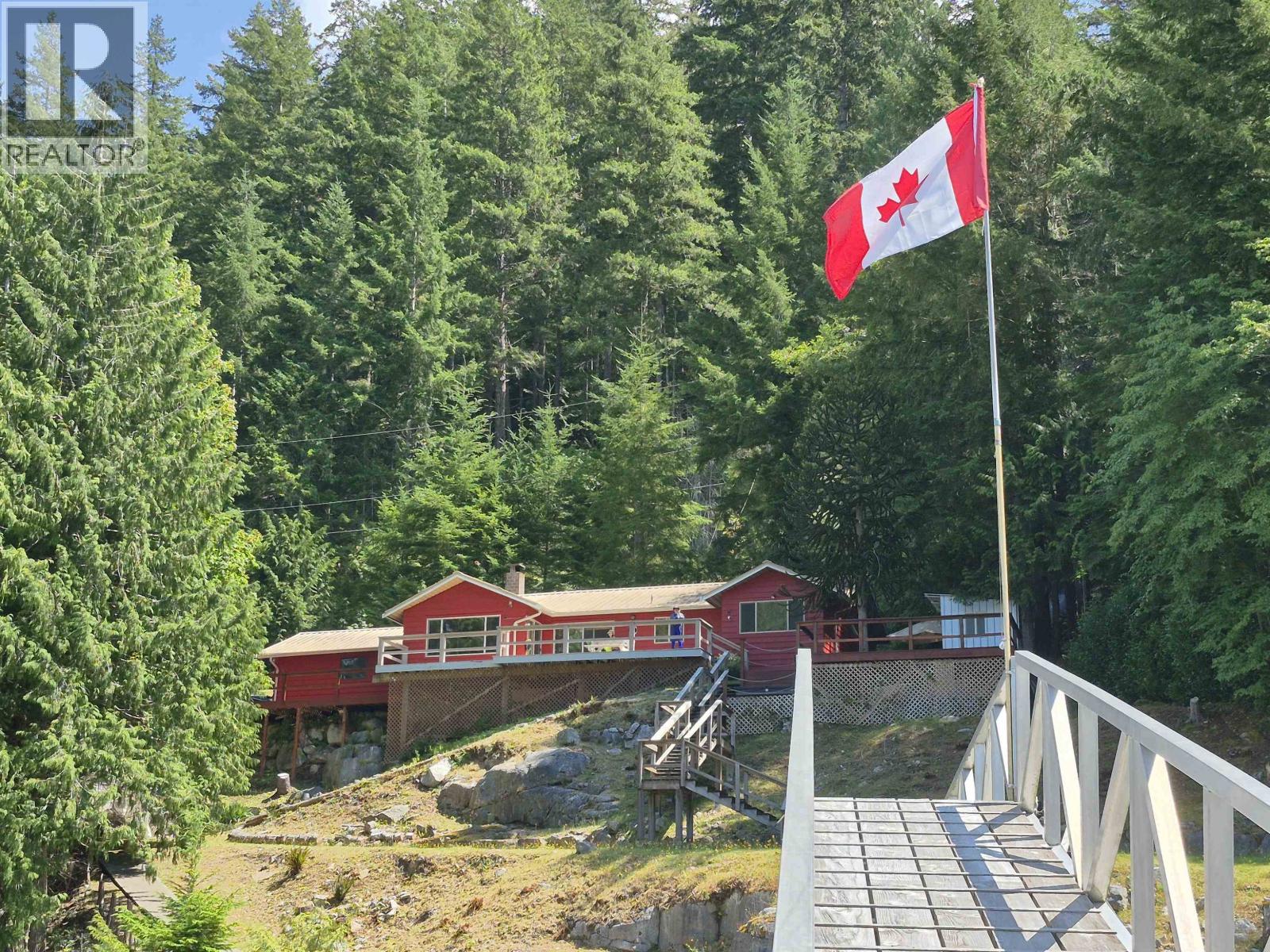 13175 Porters Road, Pender Harbour, British Columbia  V0N 2H1 - Photo 12 - R3146570