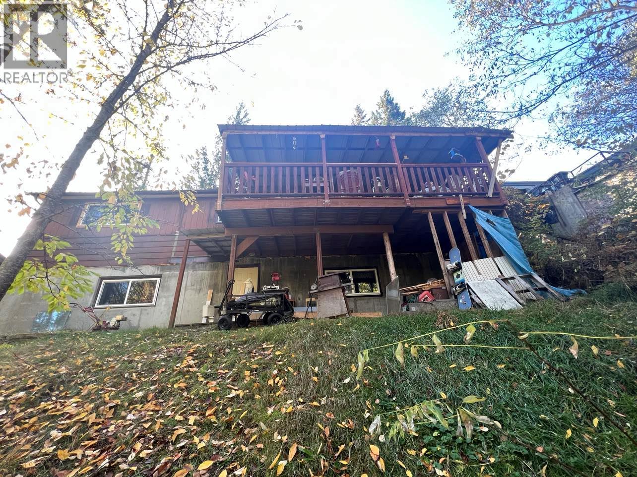 2186 Crestview Crescent, Castlegar, British Columbia  V1N 3B3 - Photo 2 - 10393574