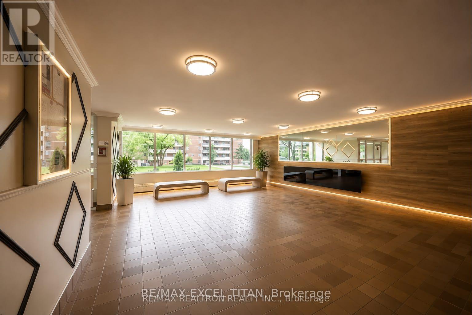 Unknown Address, , - Photo 2 - E13569430