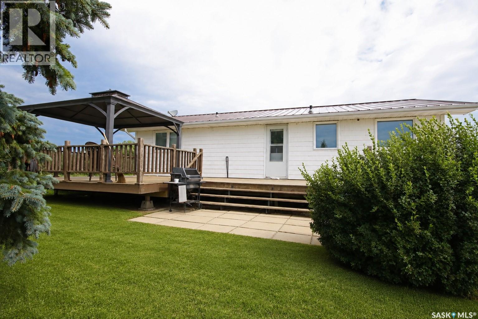 Leadbetter Acreage, Estevan Rm No. 5, Saskatchewan  S4A 2A4 - Photo 2 - SK042728