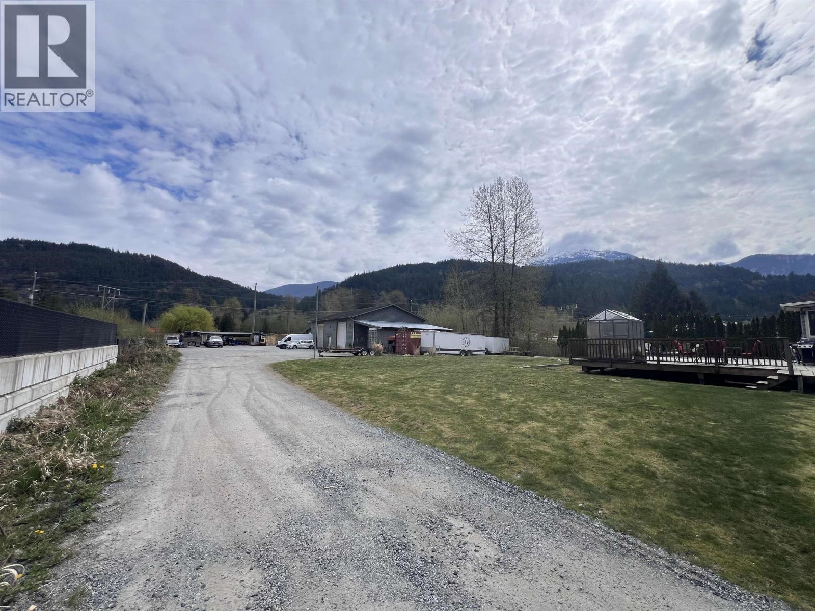 38940 Loggers Lane, Squamish, British Columbia  V8B 0A4 - Photo 18 - R3146904