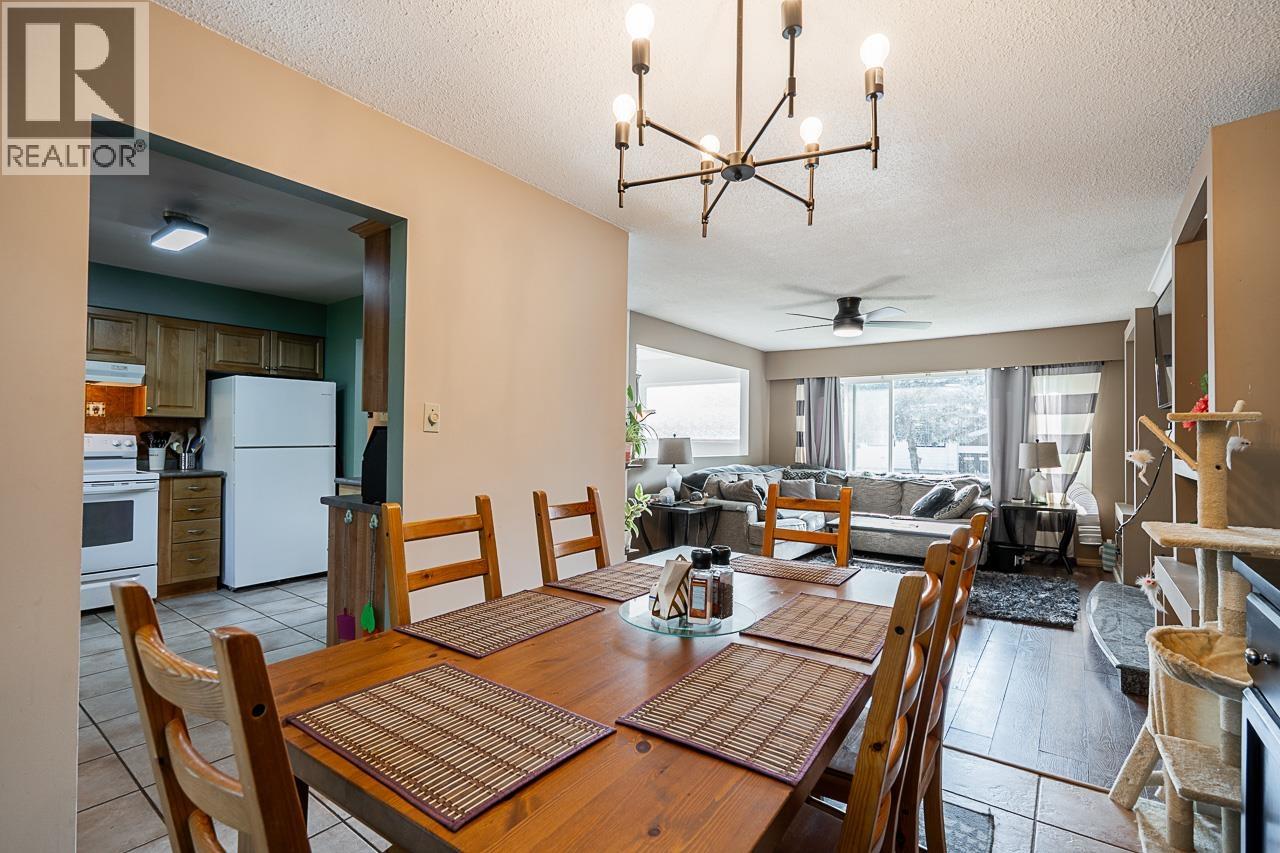 12130 229th Street, Maple Ridge, British Columbia  V2X 7M8 - Photo 6 - R3146810