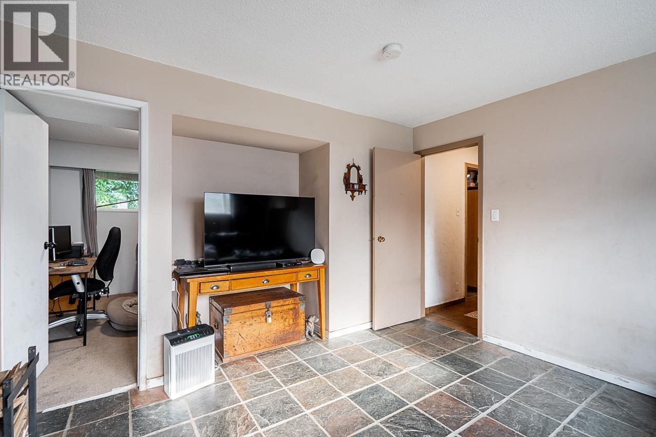 12130 229th Street, Maple Ridge, British Columbia  V2X 7M8 - Photo 19 - R3146810