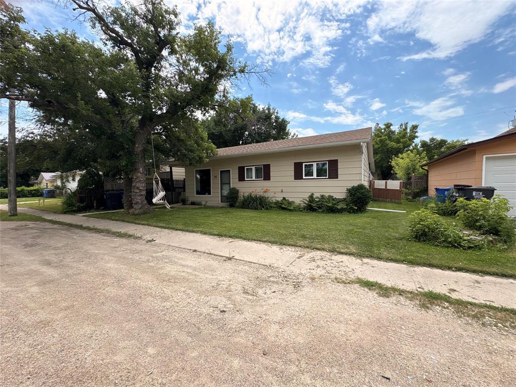 30 Ash Street, Melita, Manitoba  R0M 1L0 - Photo 39 - 202616656