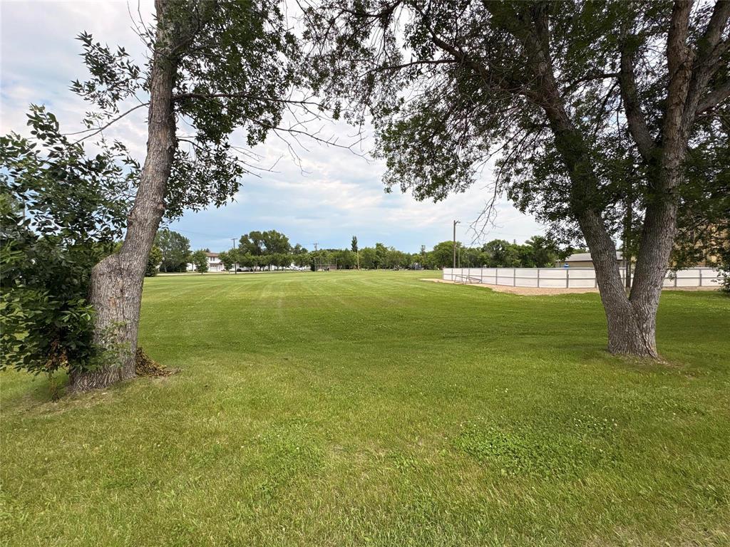 30 Ash Street, Melita, Manitoba  R0M 1L0 - Photo 40 - 202616656