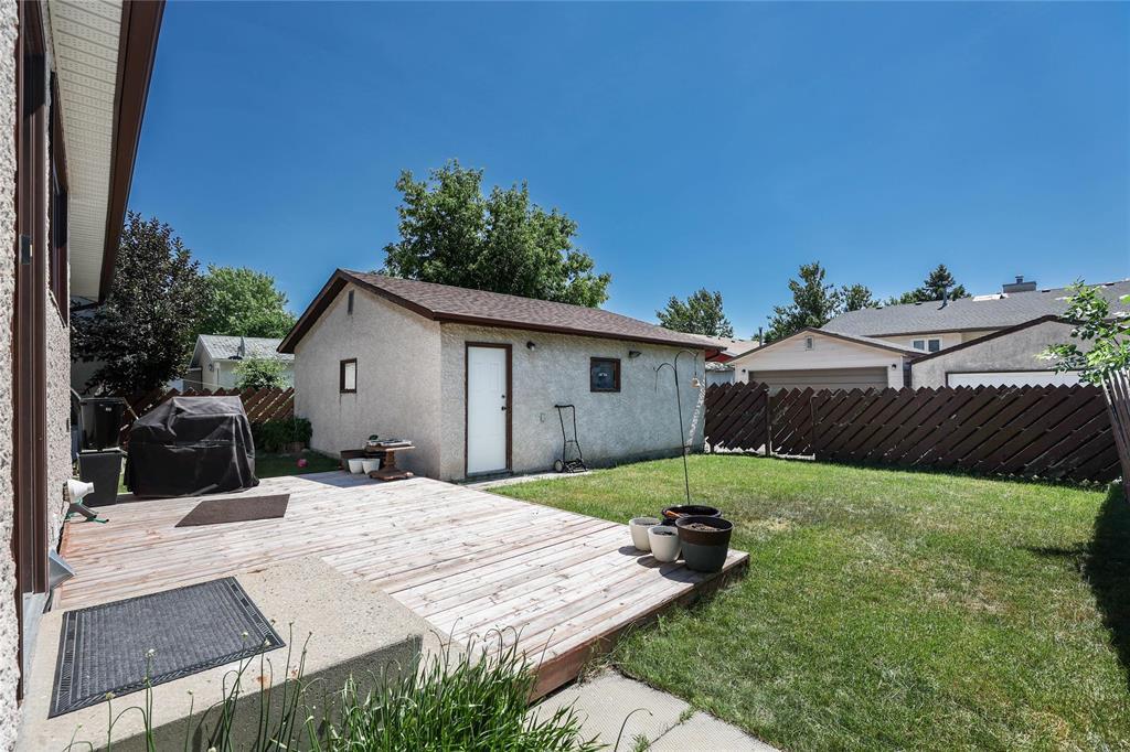 82 Whitley Drive, Winnipeg, Manitoba  R2N 1E9 - Photo 17 - 202615910