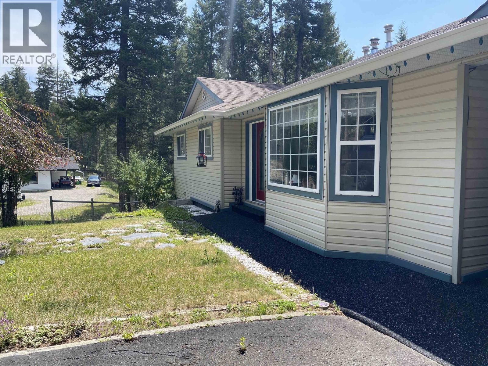 4866 Cumsu Place, 108 Mile Ranch, British Columbia  V0K 2Z0 - Photo 2 - R3146867