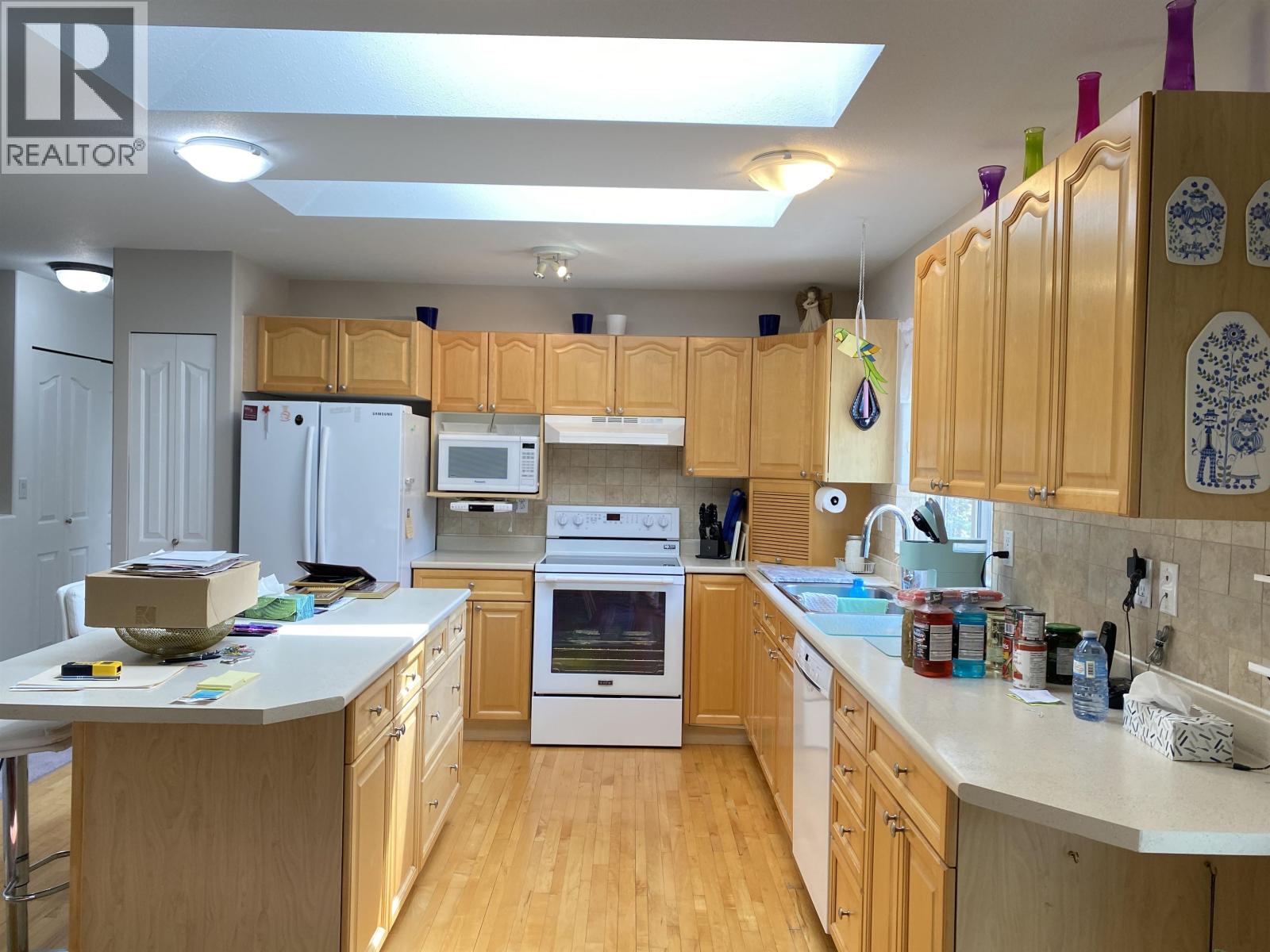 4866 Cumsu Place, 108 Mile Ranch, British Columbia  V0K 2Z0 - Photo 3 - R3146867