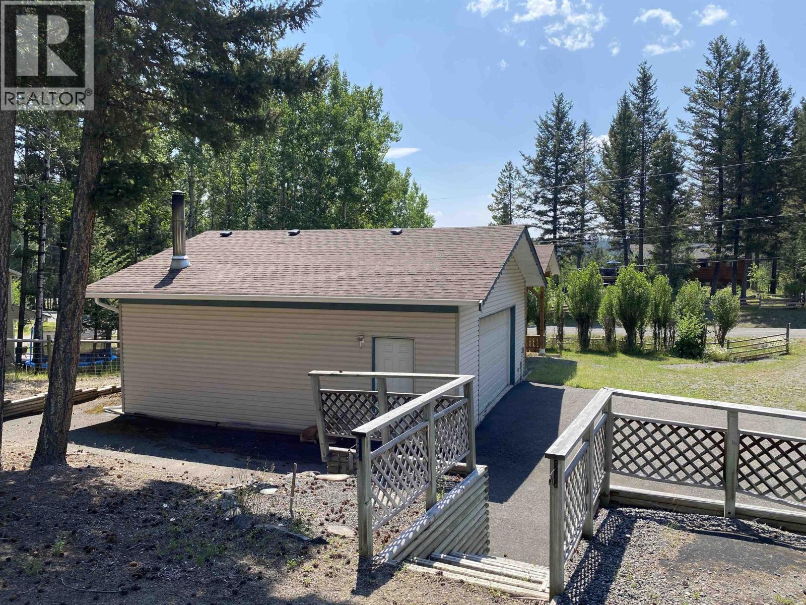 4866 Cumsu Place, 108 Mile Ranch, British Columbia  V0K 2Z0 - Photo 24 - R3146867