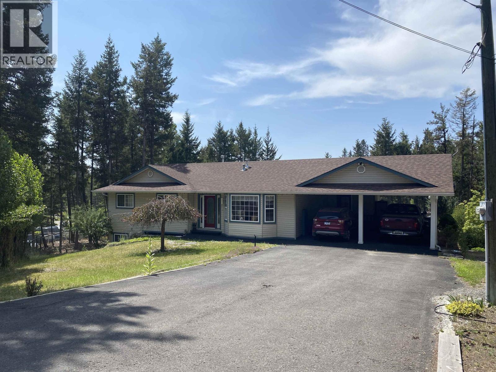 4866 CUMSU PLACE, 108 Mile Ranch, British Columbia