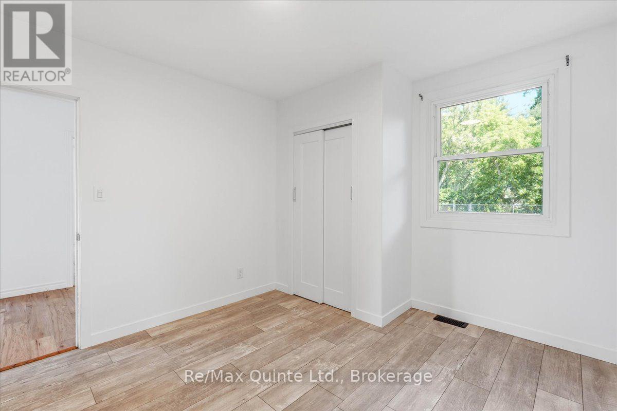 86 Princess Street, Quinte West, Ontario  K8V 1T5 - Photo 9 - X13569564