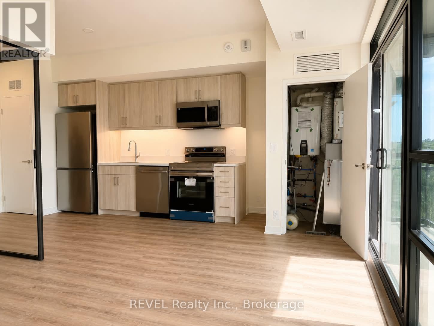 228 - 350 Prince Charles Drive, Welland, Ontario  L3C 7B3 - Photo 3 - X13569592