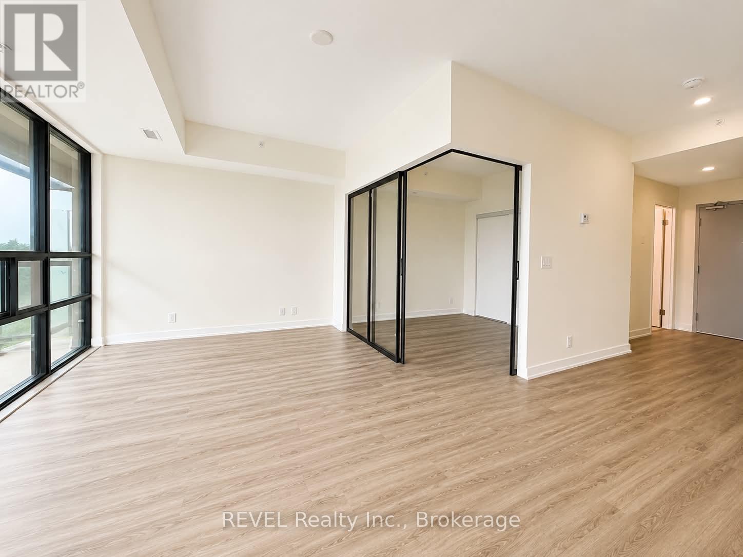 228 - 350 Prince Charles Drive, Welland, Ontario  L3C 7B3 - Photo 4 - X13569592