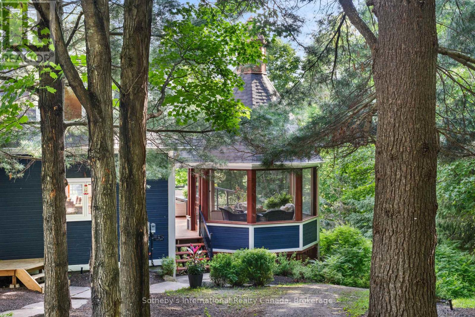 743 Skyhills Road, Huntsville, Ontario  P1H 2N5 - Photo 6 - X13569560