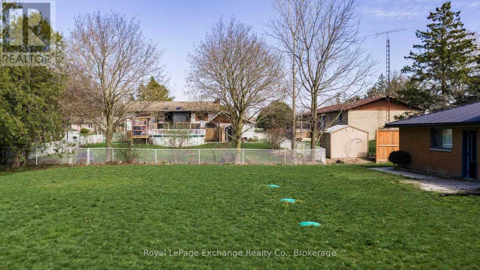 Lower Unit - 34 Queen Avenue, Bluewater, Ontario  N0M 1J0 - Photo 6 - X13569590