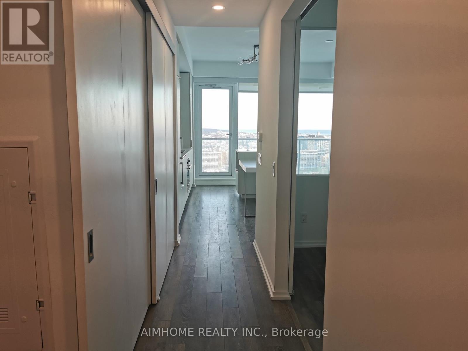 3004 - 197 Yonge Street, Toronto, Ontario  M5B 0C1 - Photo 5 - C13569554